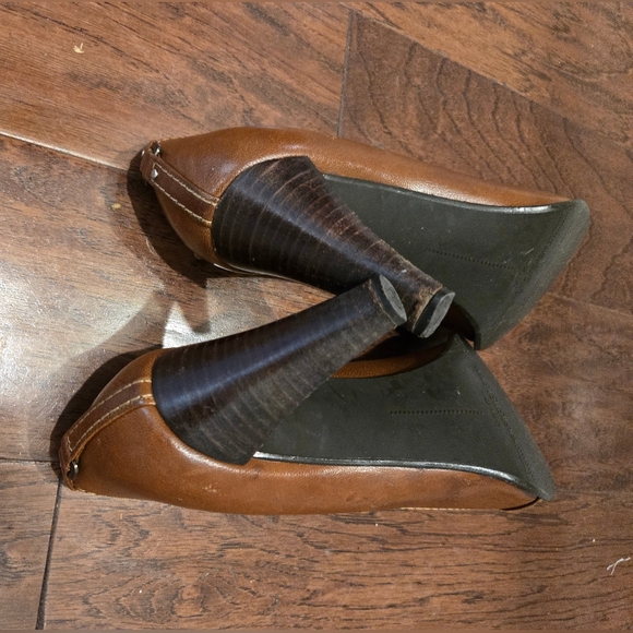 Stuart Weitzman Brown Leather High heel Pumps Shoes Size 9M - Picture 8 of 9